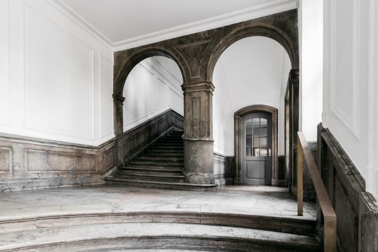 Majestic 300m2 Appartement *